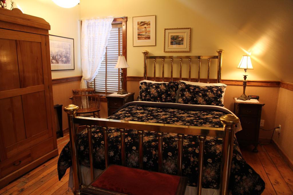 B&B Les Deux Pignons Petit-Saguenay Extérieur photo