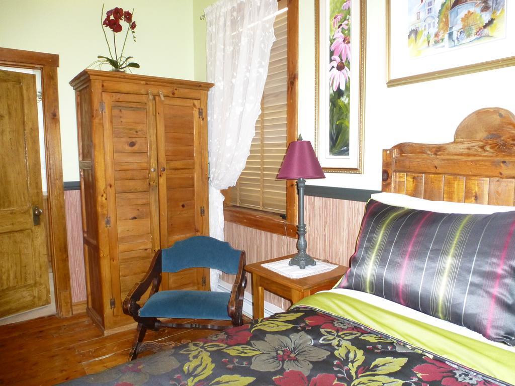 B&B Les Deux Pignons Petit-Saguenay Extérieur photo